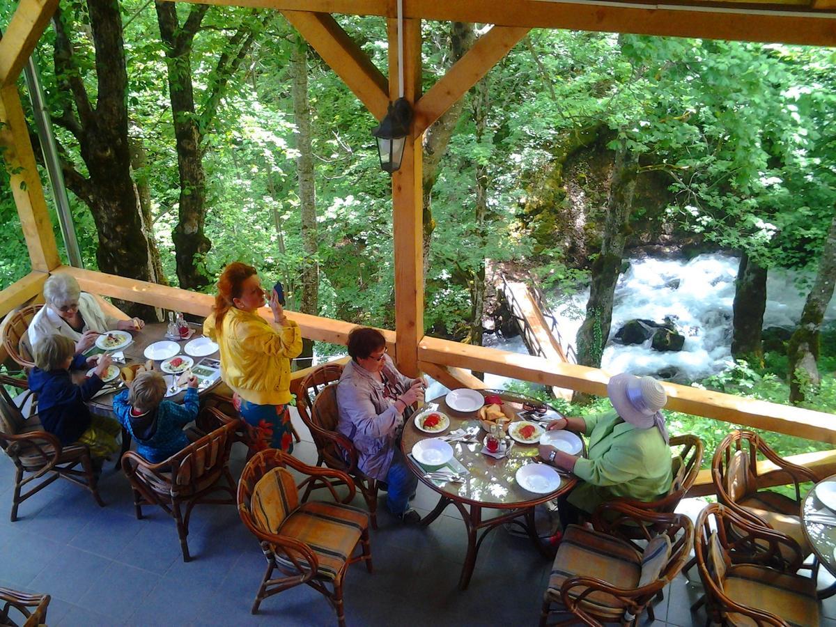 Hotel Ravnjak Dobrilovina Exteriér fotografie